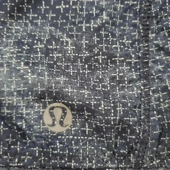 Lululemon Spring Fling Puffy Vest Blue Size 4 - Picture 5 of 6